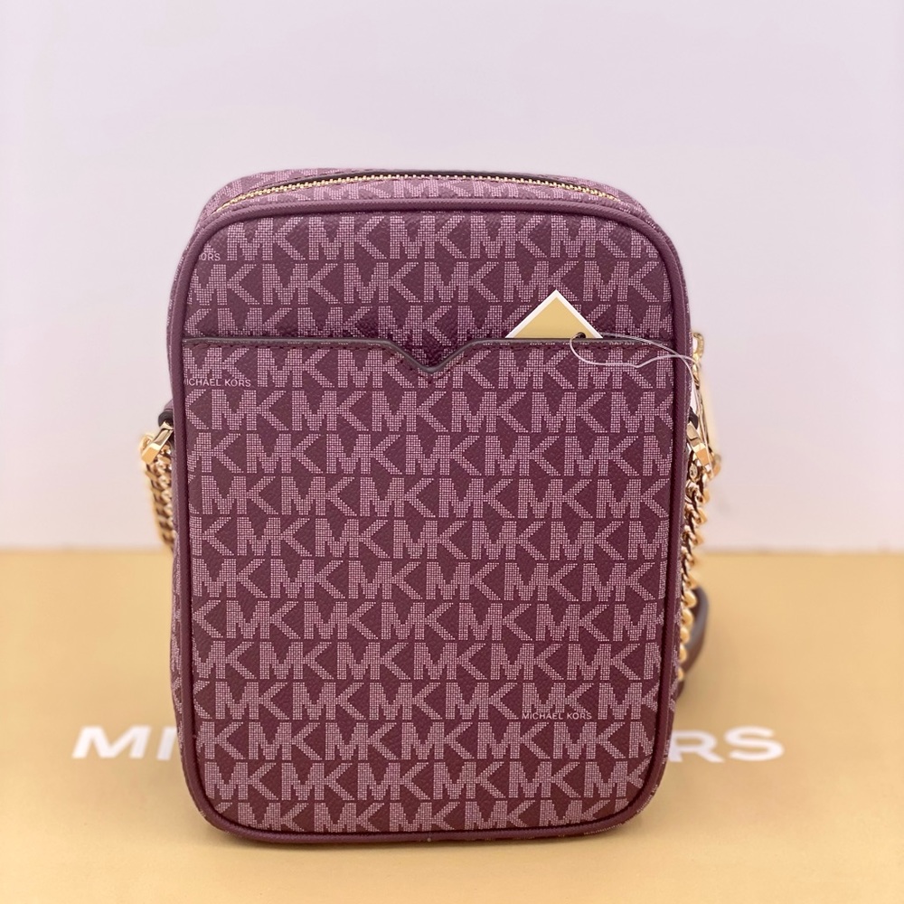 Michael Kors Jet Set Travel MediumLogo Crossbody Bag - Picture 9 of 12